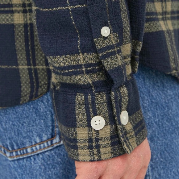 Jack & Jones Men’s Button Down Flannel Shirt - Picture 7 of 14